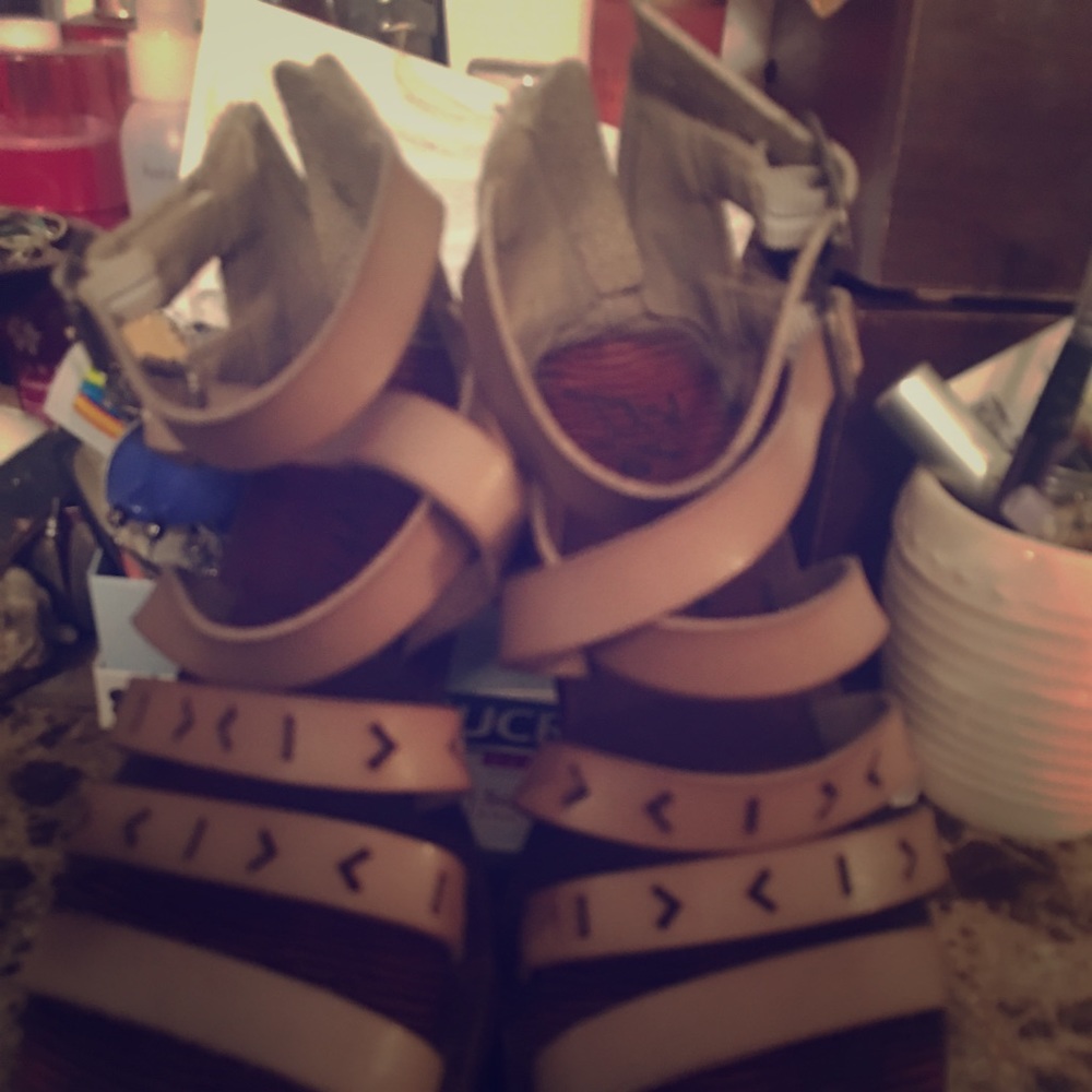 Blowfish sandals